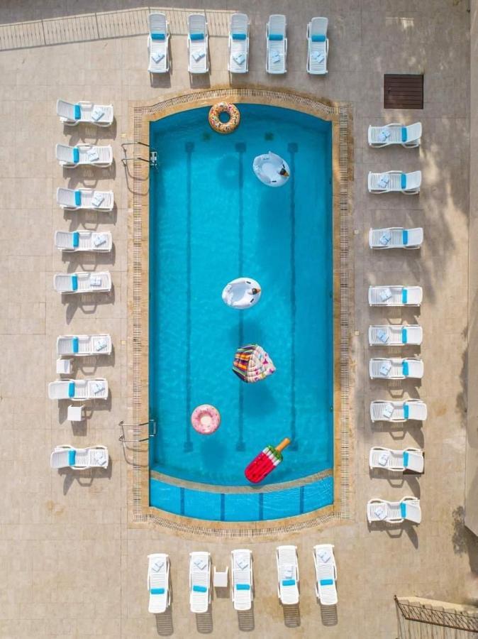 Green Lake Hotel - Jezzîne エクステリア 写真